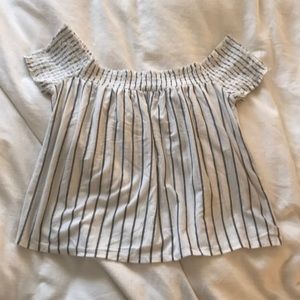 American eagle crop top